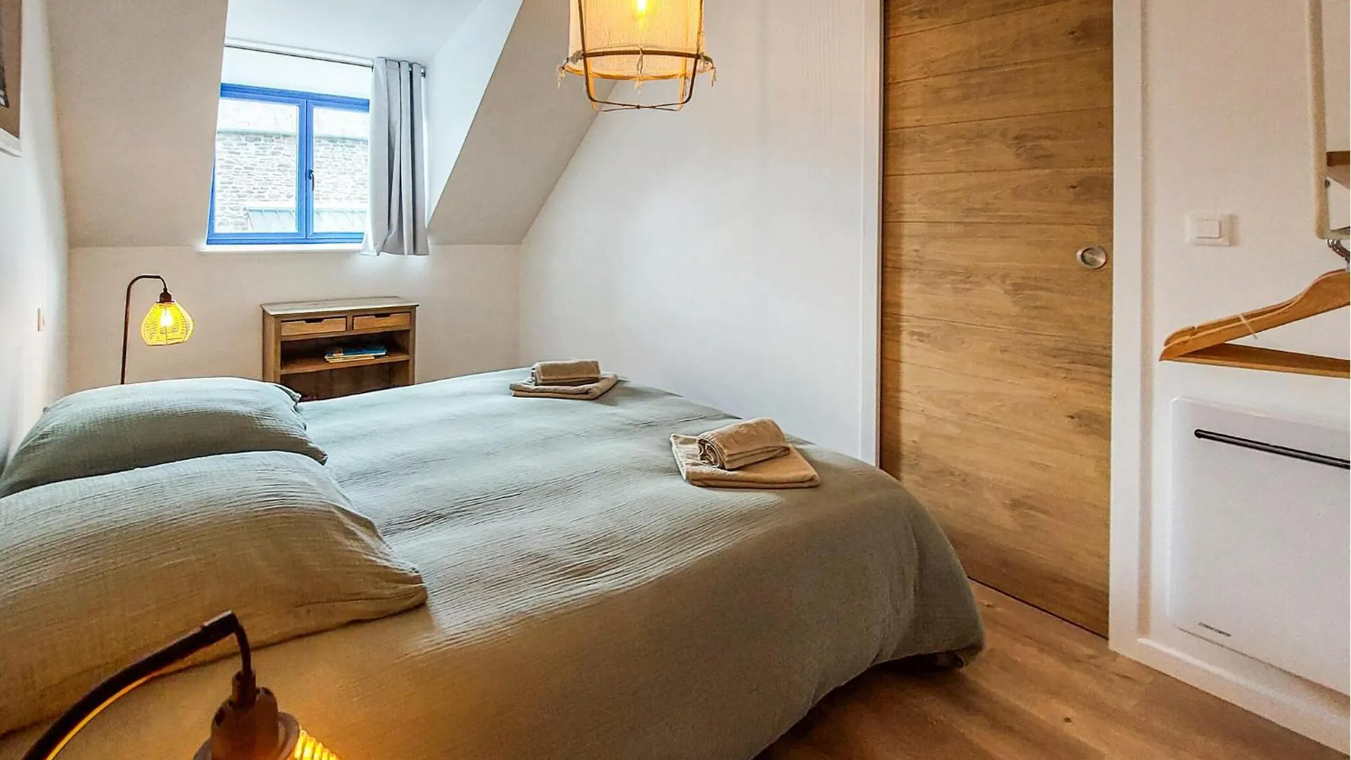 4 Bedroom Amazing Home In Plouezec
