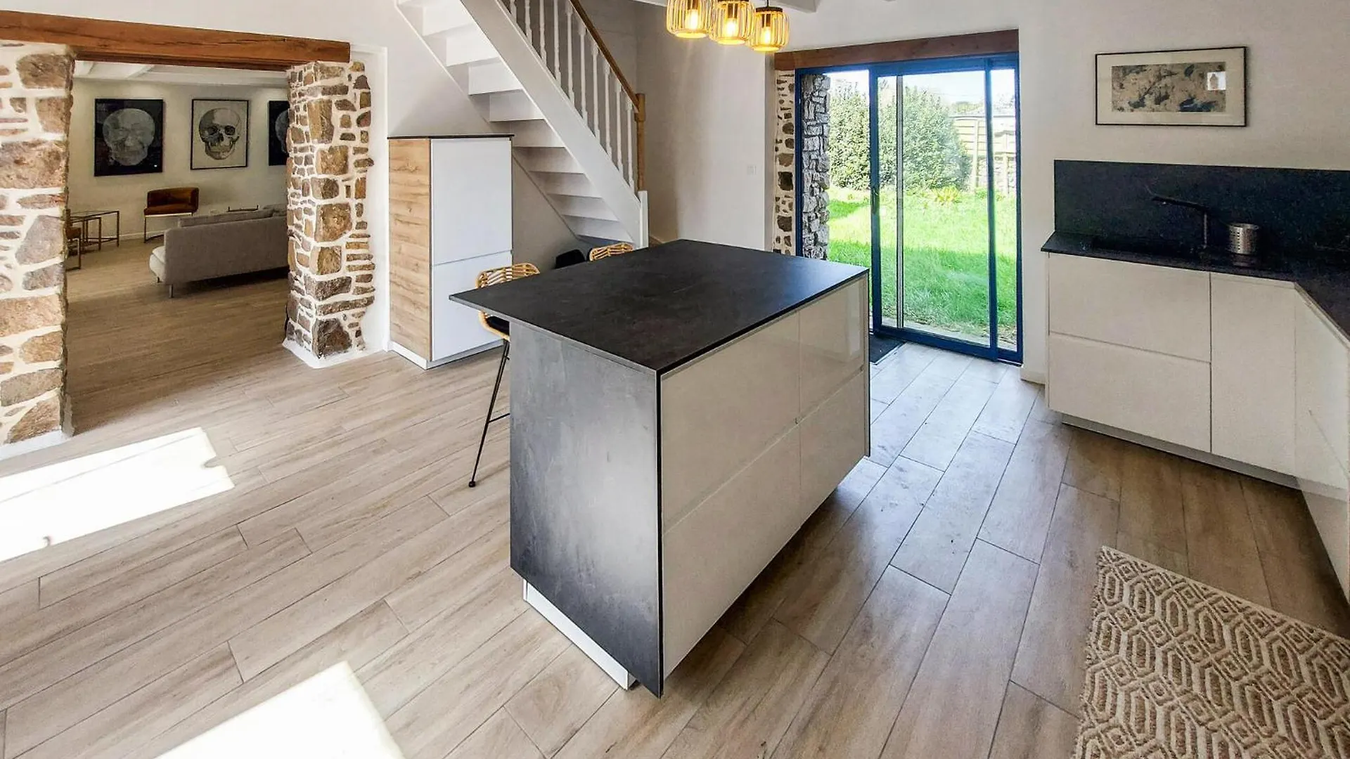4 Bedroom Amazing Home In Plouezec Holiday home